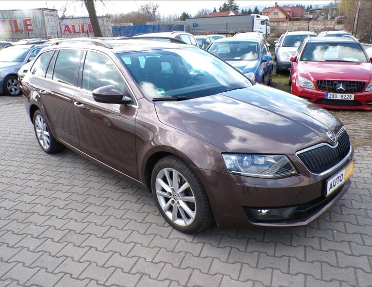 Škoda Octavia Kombi 2,0 l 110 kw