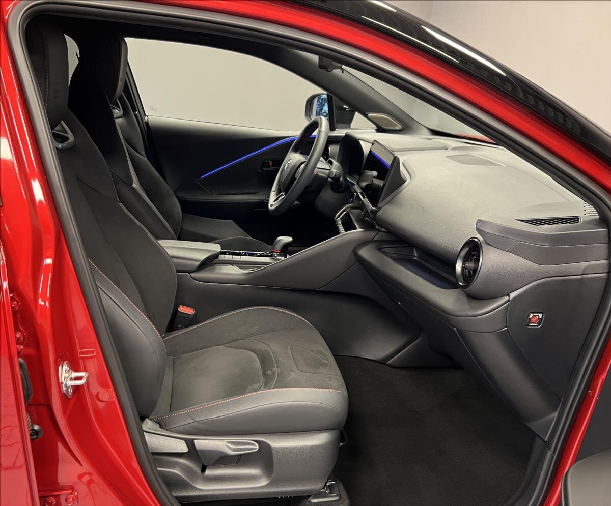 Toyota C-HR Hatchback 2,0 l 112 kw