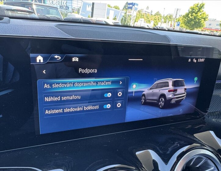 Mercedes-Benz GLB 17