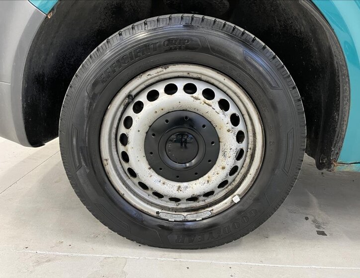 Volkswagen Transporter 22