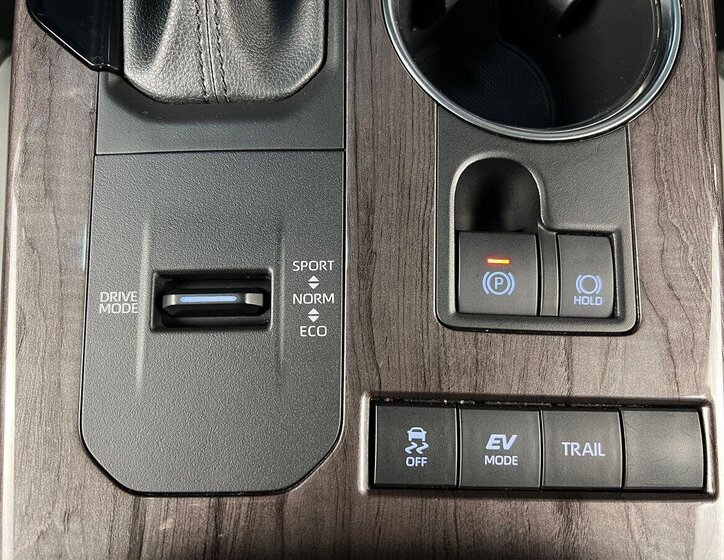 Toyota Highlander SUV 2,5 l 182 kw