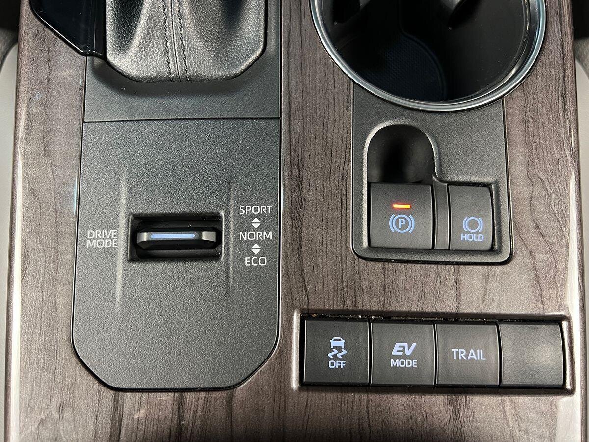 Toyota Highlander SUV 2,5 l 182 kw