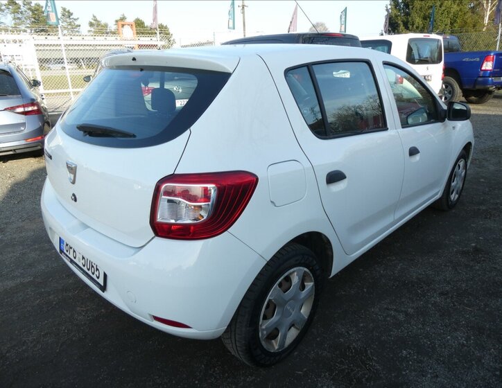 Dacia Sandero Hatchback 1,1 l 55 kw