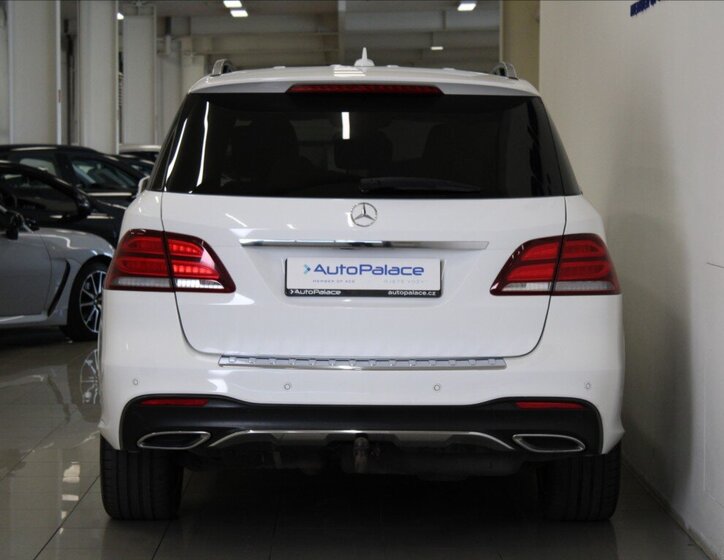 Mercedes-Benz GLE 4