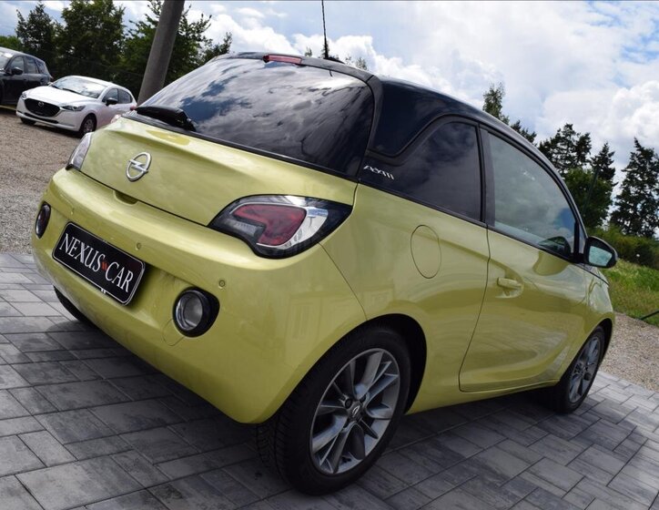 Opel Adam Hatchback 999,0 66 kw