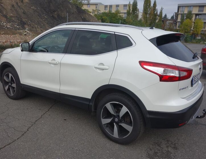 Nissan Qashqai 11