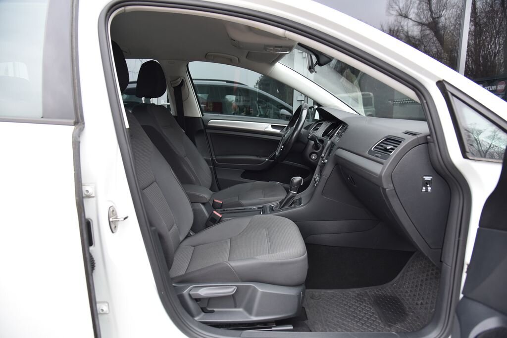 Volkswagen Golf Kombi 1,4 l 81 kw