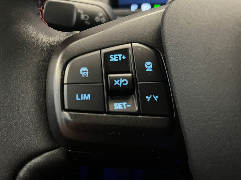 Ford Mustang Mach-E SUV 0,0 198 kw