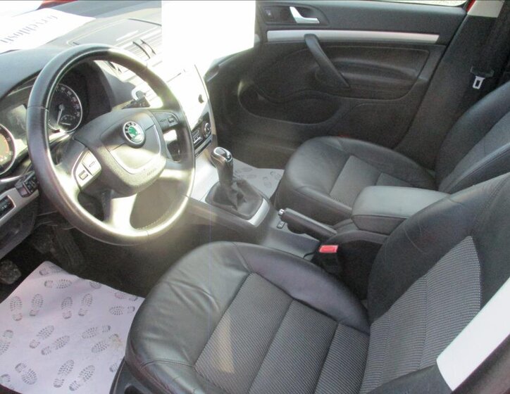 Škoda Octavia Sedan 1,4 l 90 kw