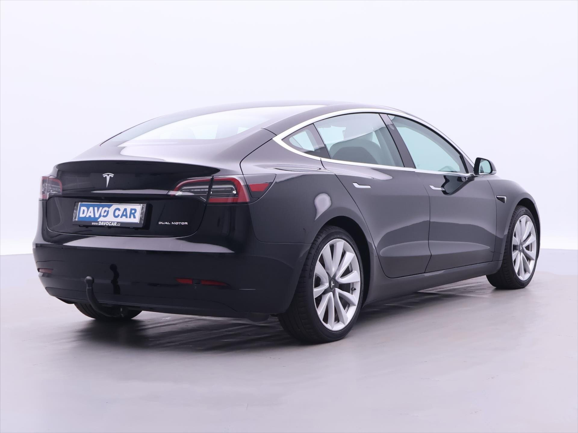 Tesla Model 3 Sedan 0,0 350 kw
