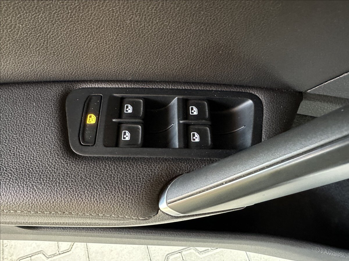 Volkswagen Golf Kombi 2,0 l 135 kw