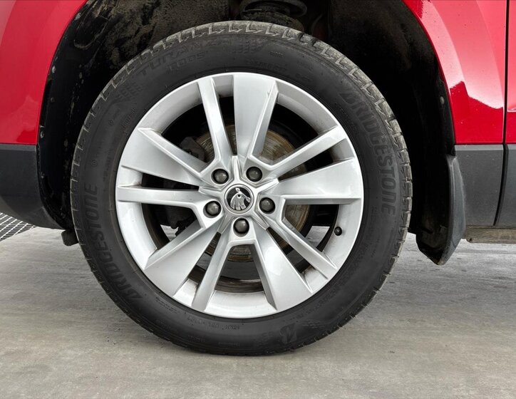 Škoda Karoq SUV / Terénní 2,0 l 85 kw