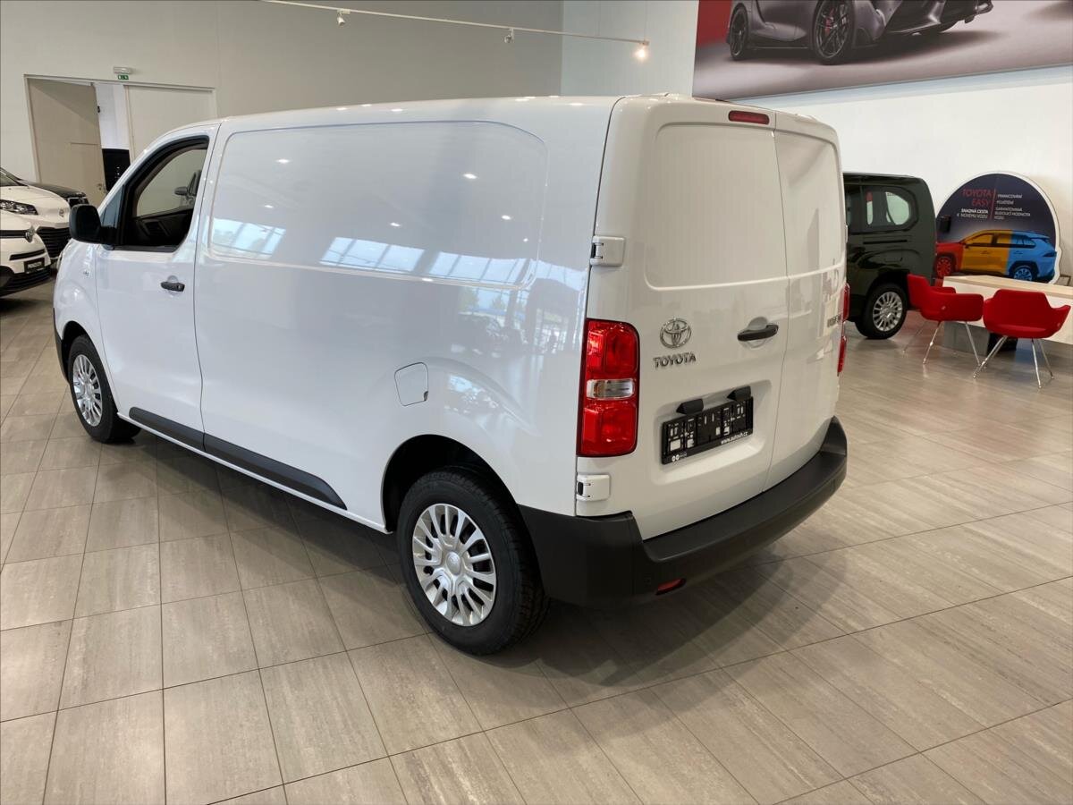 Toyota ProAce Skříň 2,0 l 106 kw