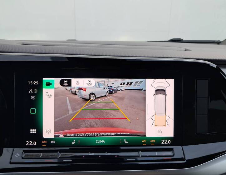 Volkswagen Multivan 11