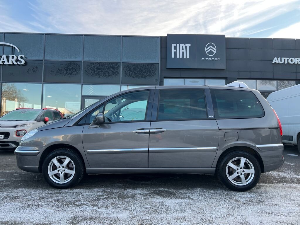 Peugeot 807 MPV 2,0 l 120 kw