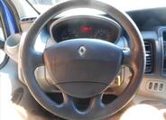 Renault Trafic 11
