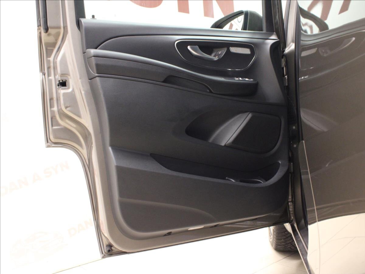 Mercedes-Benz Třídy V Kombi 2,1 l 140 kw