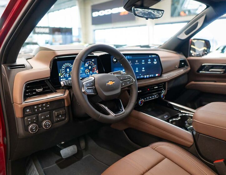 Chevrolet Tahoe SUV 6,2 l 313 kw