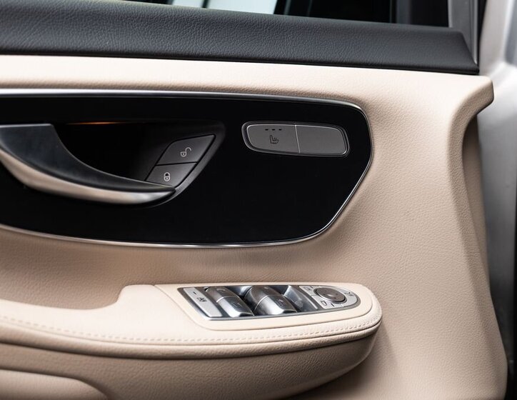 Mercedes-Benz Třídy V 8