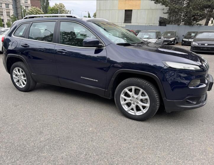 Jeep Cherokee 14
