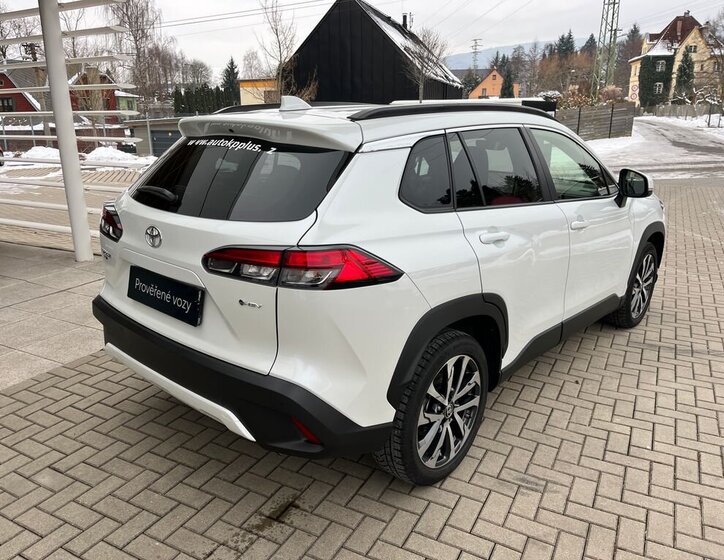 Toyota Corolla Cross SUV 2,0 l 112 kw