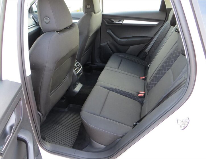 Škoda Karoq SUV / Terénní 1,5 l 110 kw