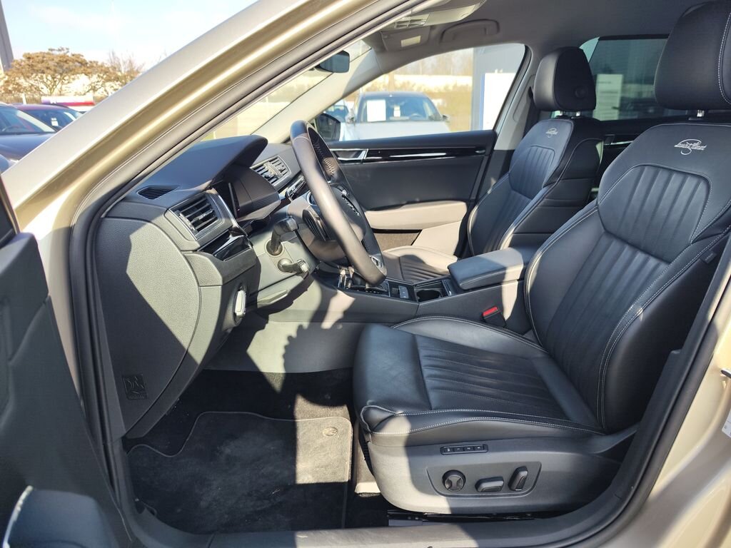 Škoda Superb Kombi 1,5 l 110 kw