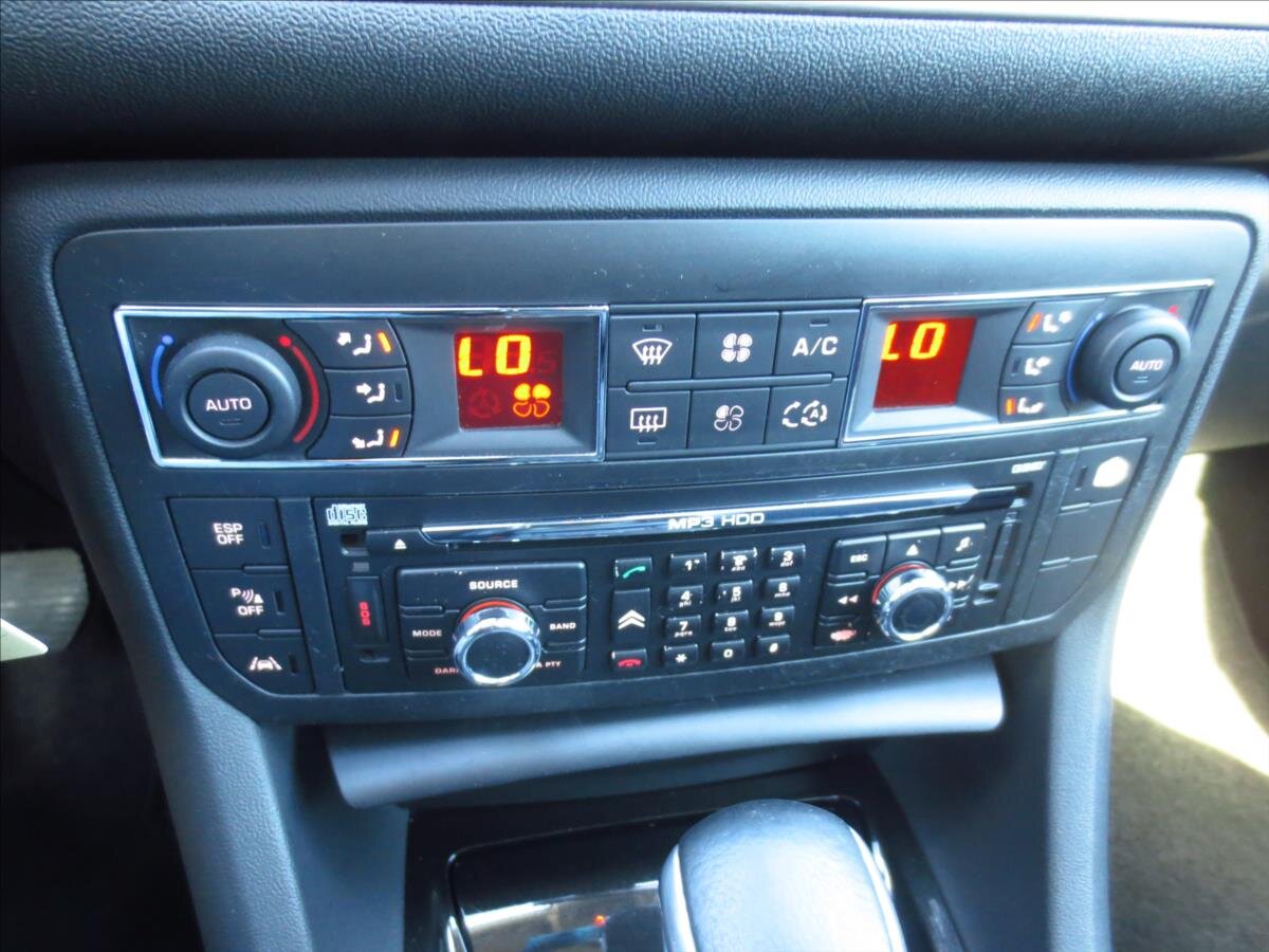 Citroën C5 Sedan / Limuzína 2,0 l 103 kw