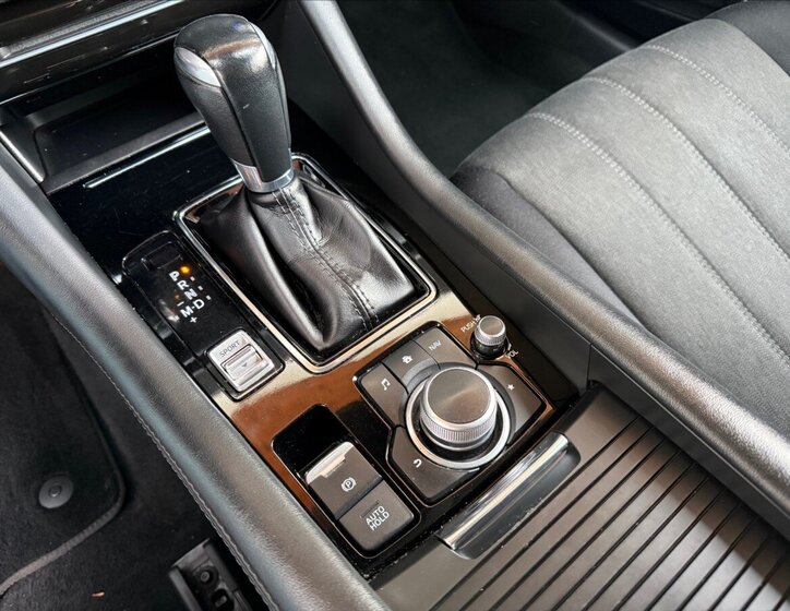 Mazda 6 Sedan 2,0 l 121 kw