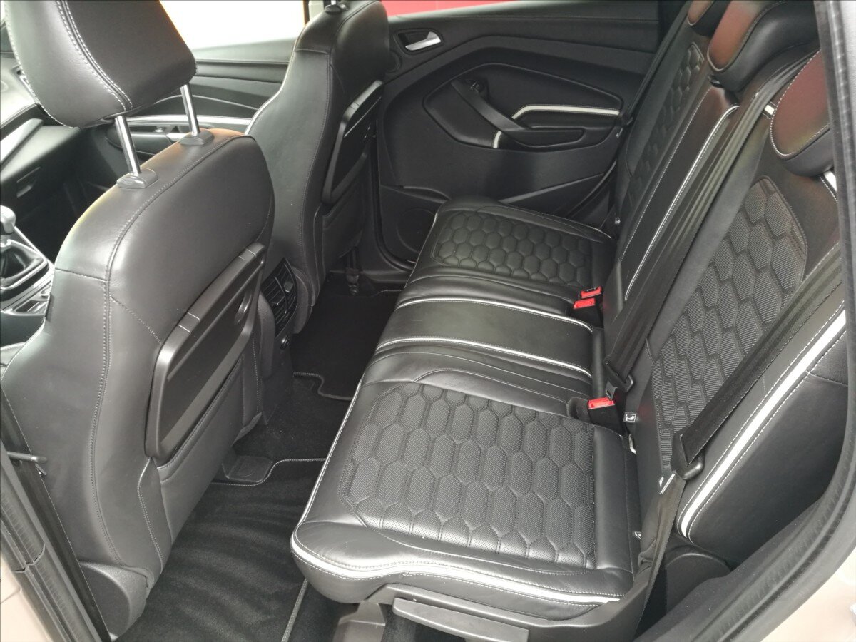 Ford Kuga SUV / Terénní 2,0 l 110 kw