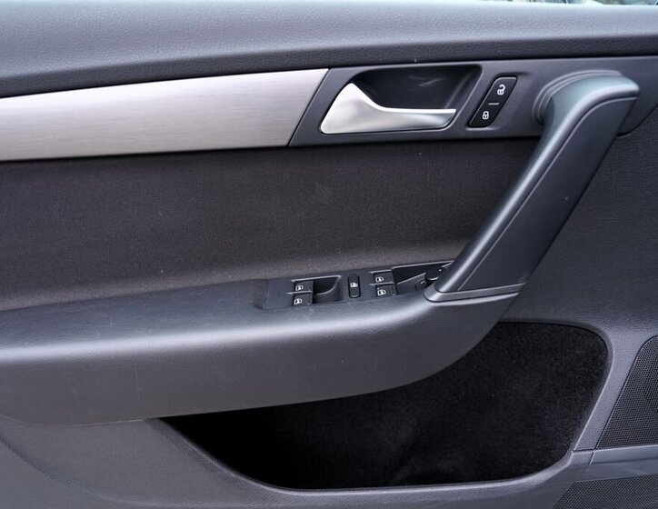 Volkswagen Passat Kombi 2,0 l 125 kw