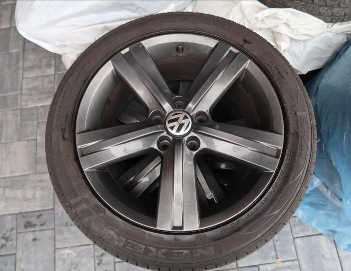 Volkswagen Passat Kombi 2,0 l 103 kw