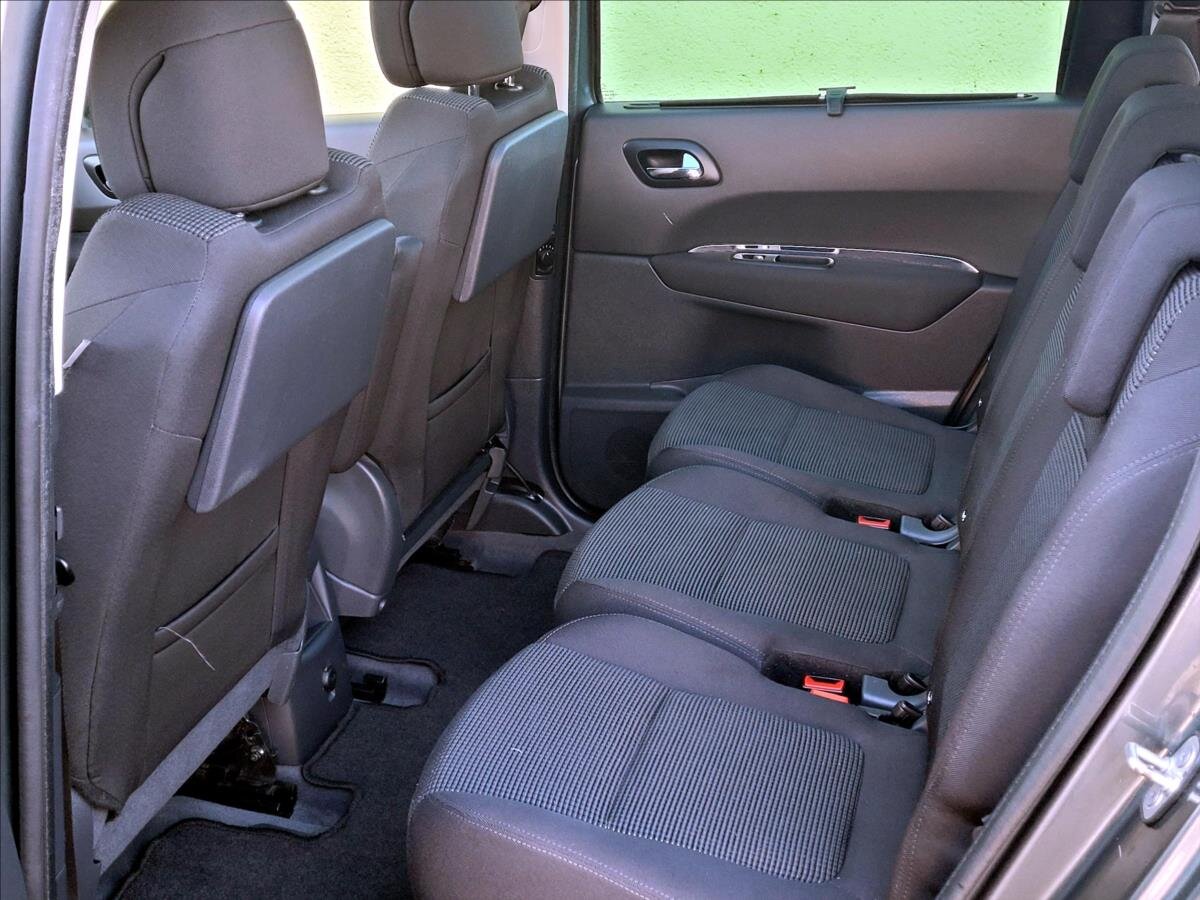 Peugeot 5008 MPV 1,6 l 115 kw