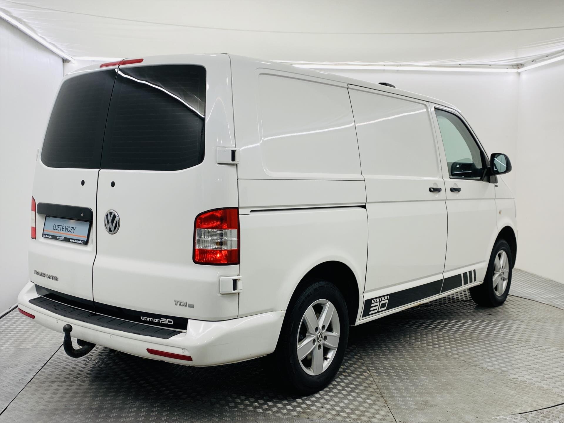 Volkswagen Transporter Skříň 2,0 l 75 kw