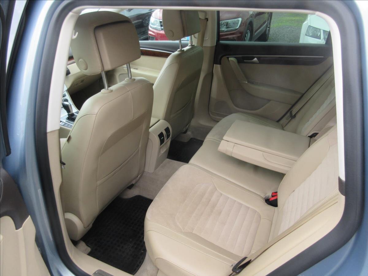 Volkswagen Passat Kombi 2,0 l 103 kw