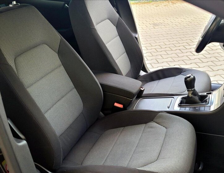 Volkswagen Passat Kombi 1,4 l 90 kw