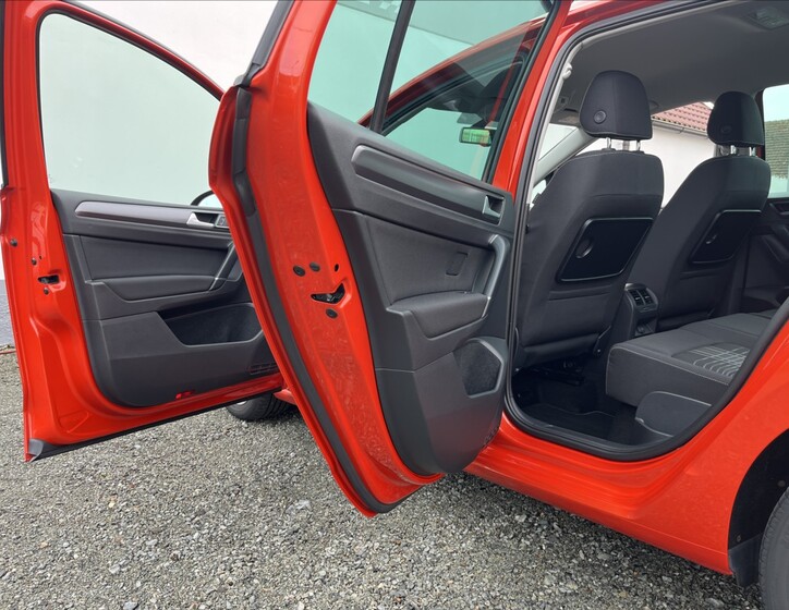 Volkswagen Golf Sportsvan 54