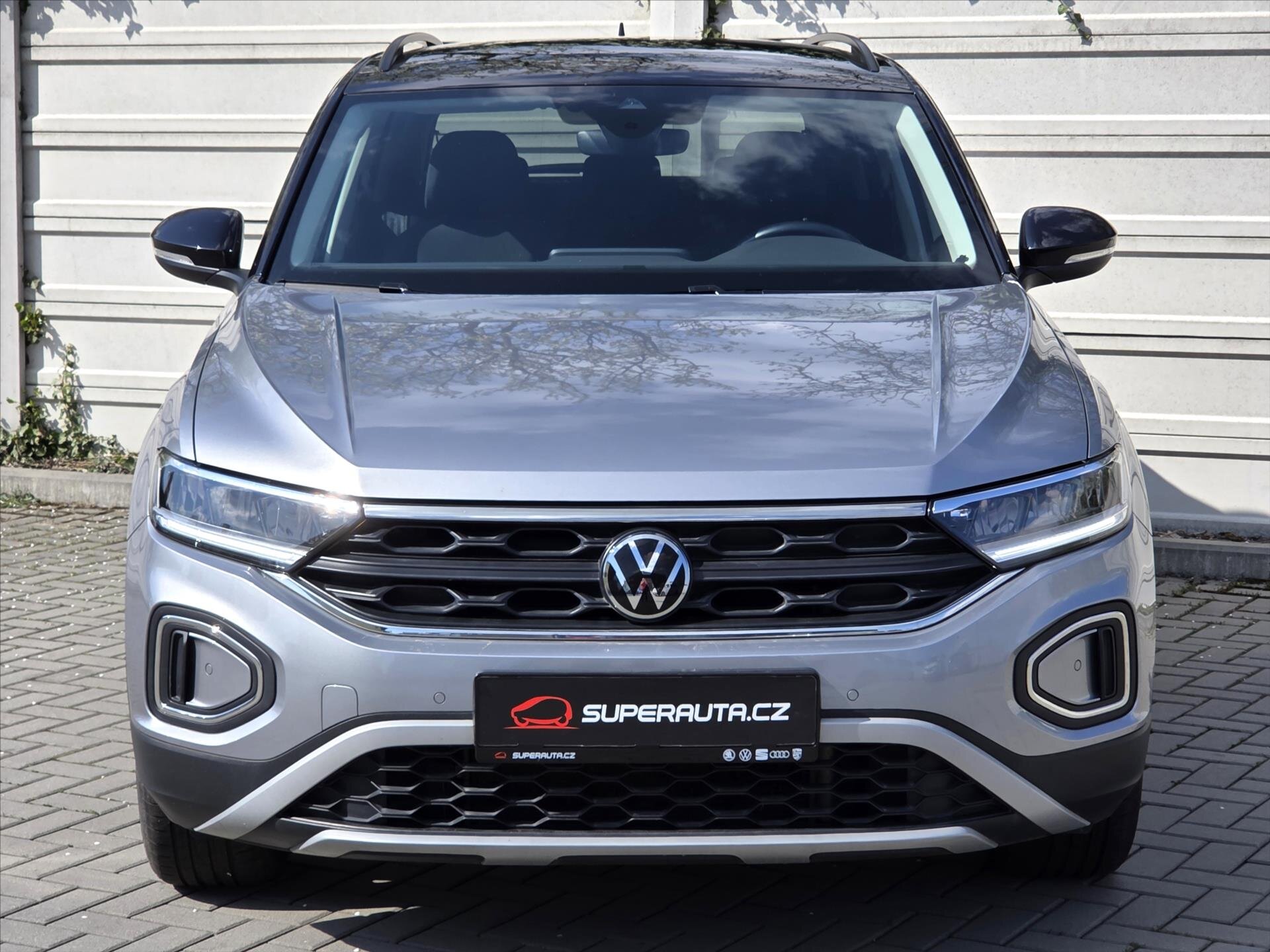 Volkswagen T-Roc SUV / Terénní 1,5 l 110 kw