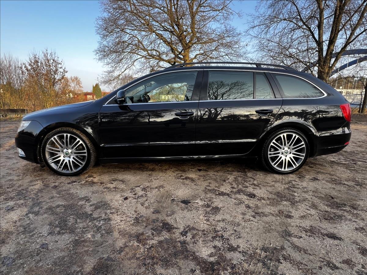 Škoda Superb Kombi 3,6 l 191 kw