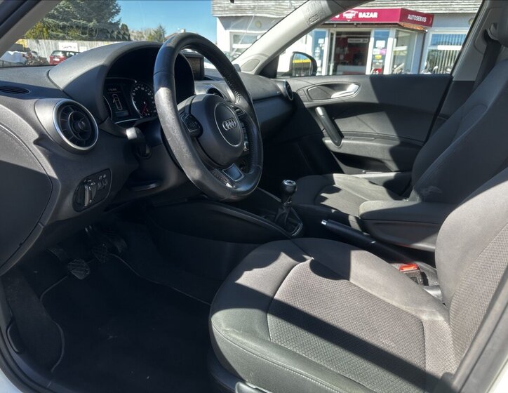 Audi A1 Hatchback 1,2 l 63 kw