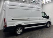 Ford Transit 9