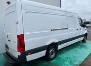 Mercedes-Benz Sprinter 2