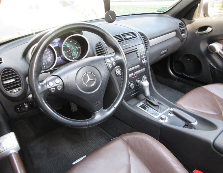 Mercedes-Benz SLK Kabriolet 3,5 l 200 kw
