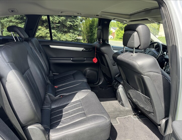 Mercedes-Benz Třídy R 16