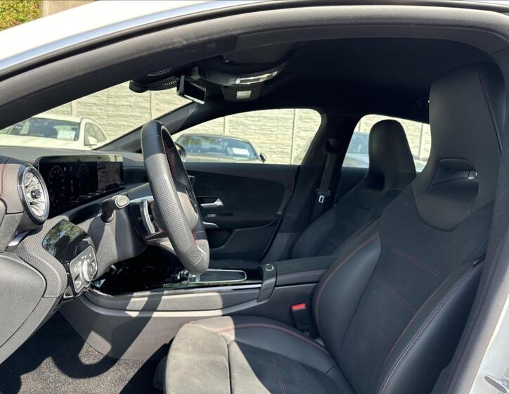 Mercedes-Benz CLA 13