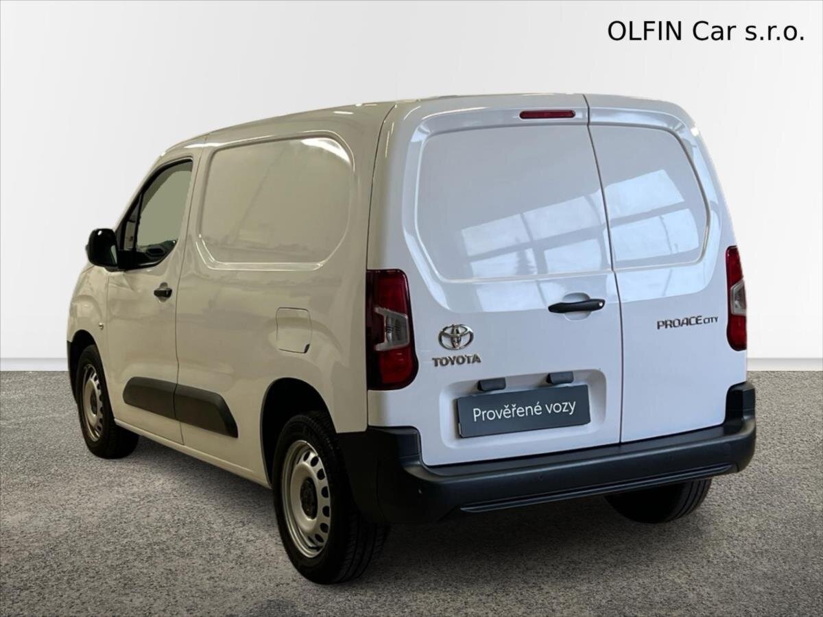 Toyota ProAce Skříň 1,5 l 75 kw