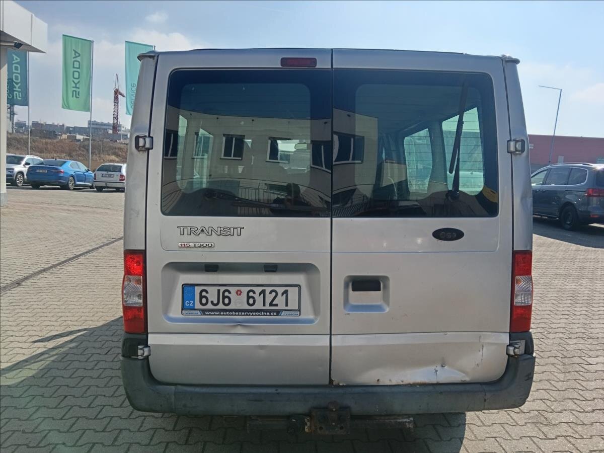 Ford Transit Kombi 2,2 l 85 kw