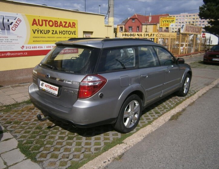 Subaru Legacy Kombi 2,5 l 127 kw