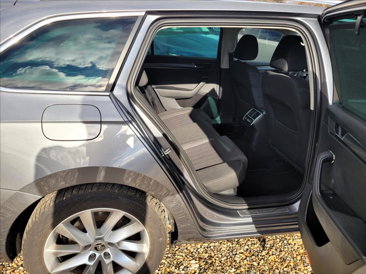 Škoda Superb Kombi 1,4 l 115 kw