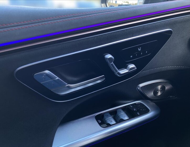 Mercedes-Benz EQE SUV / Terénní 0,0 300 kw